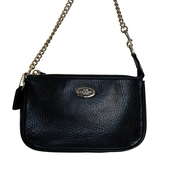 Coach Nolita 19 Black Pebbled Leather Gold Chain Shoulder Bag Crescent Purse - Picture 10 of 12